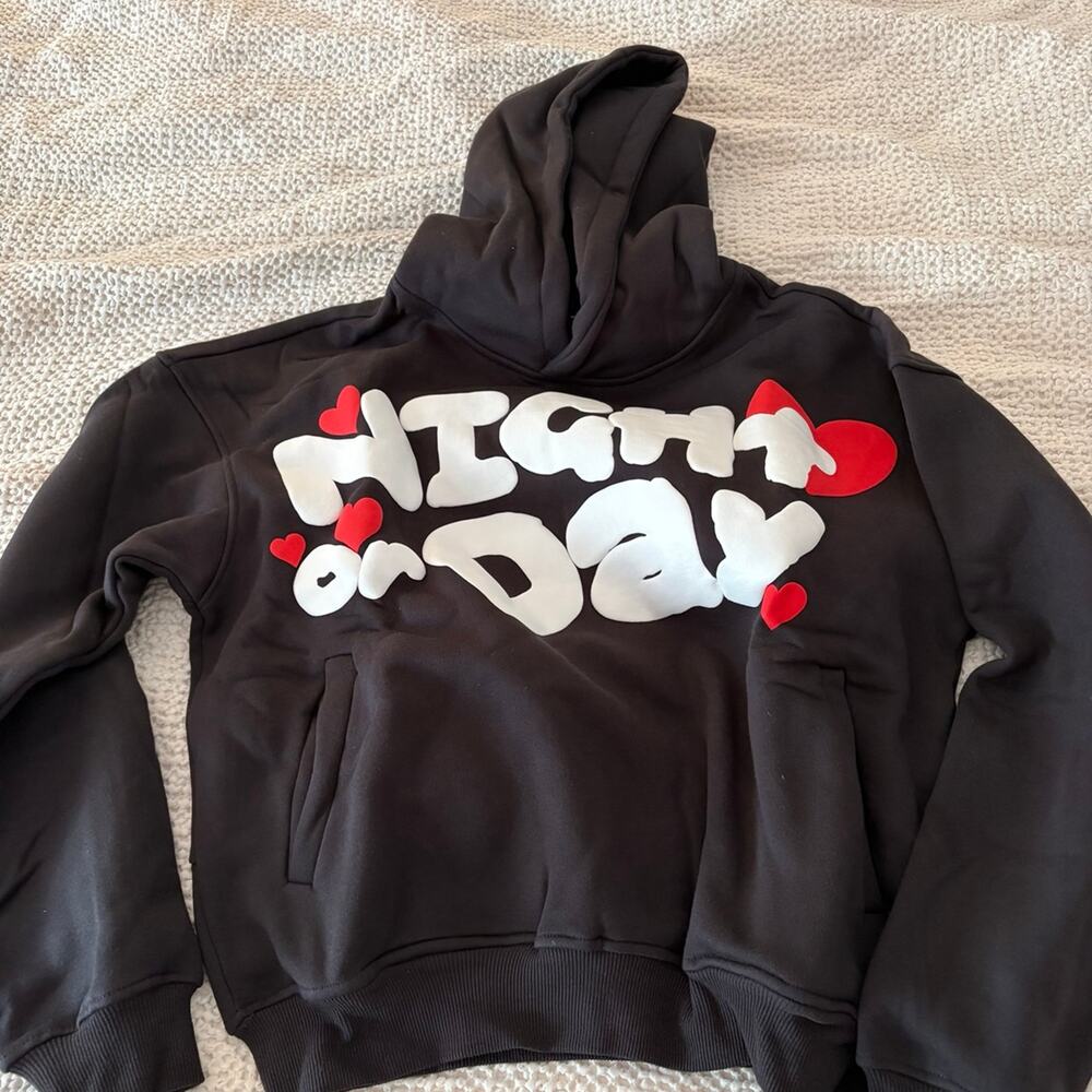 Comfrt Special Limited Edition  Night or Day Hoodie black Xs NEW TIKTOK VIRAL